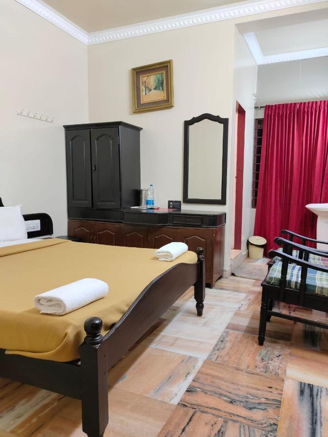 Hotel Hill Town Coorg マディケーリ エクステリア 写真