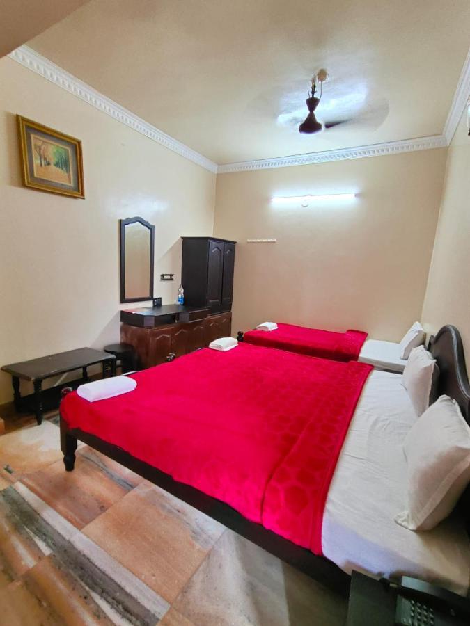 Hotel Hill Town Coorg マディケーリ エクステリア 写真