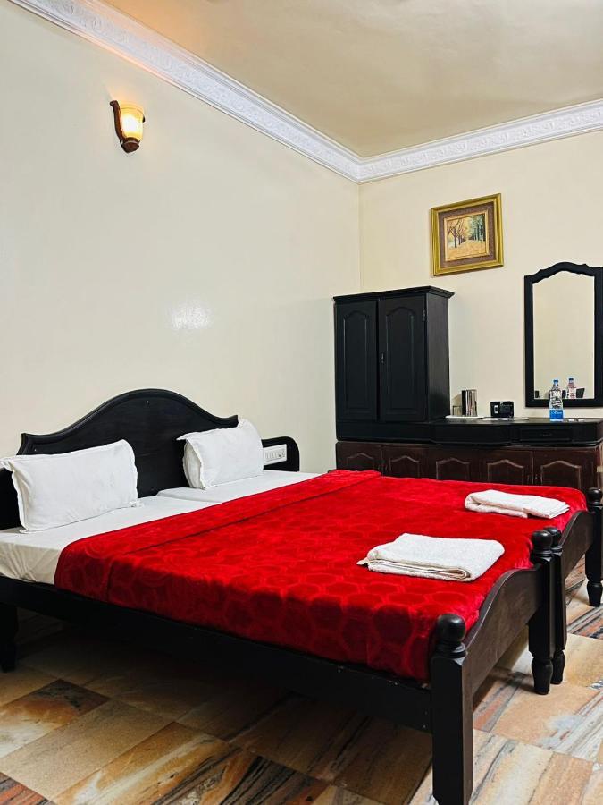 Hotel Hill Town Coorg マディケーリ エクステリア 写真